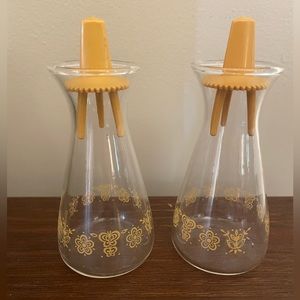 Vintage Pyrex Butterfly Gold Glass Clear Cruets 4.5x2x2"